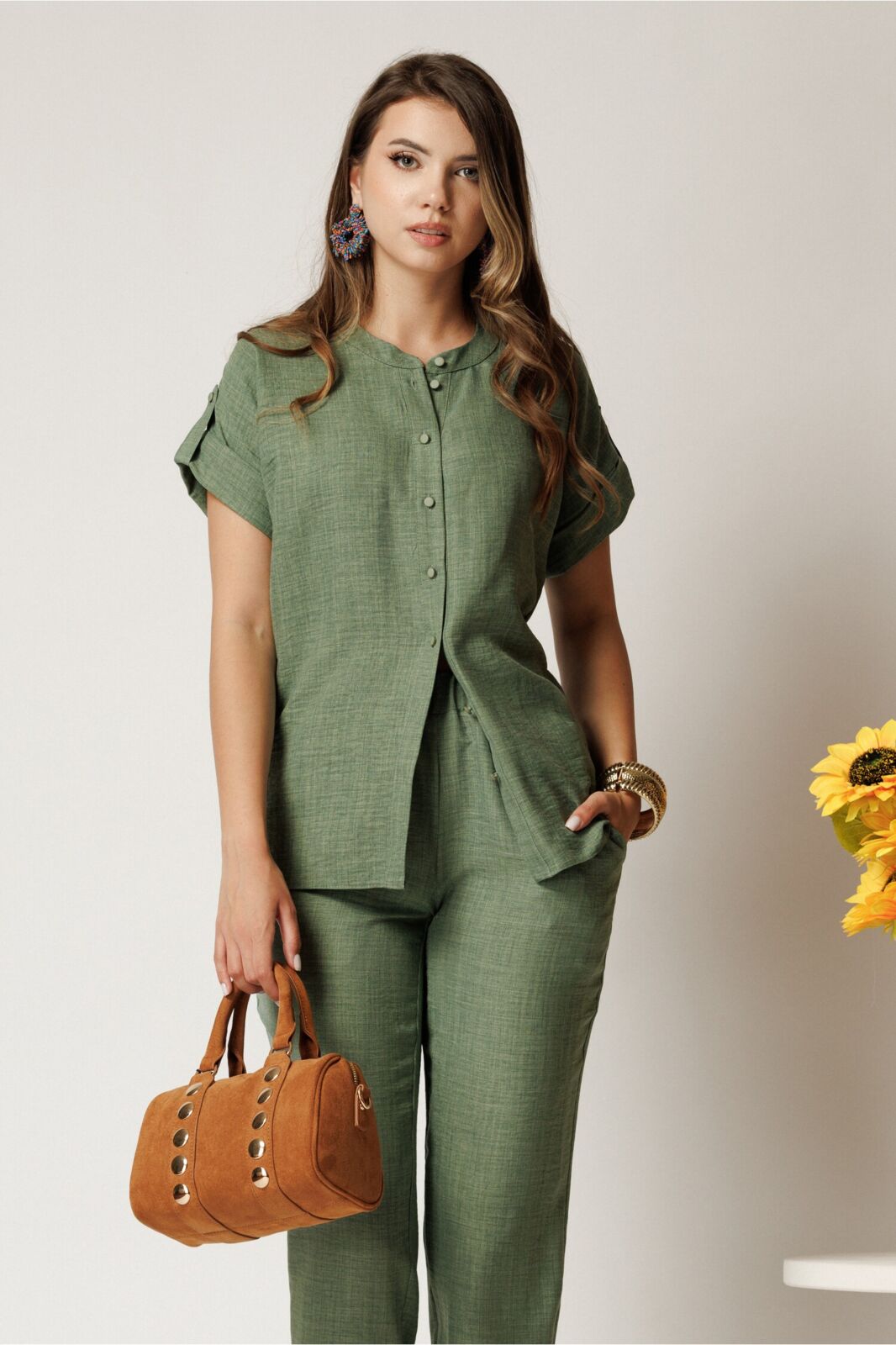 Black Friday Camasa DY Fashion kaki din material vaporos cu croi drept si nasturi