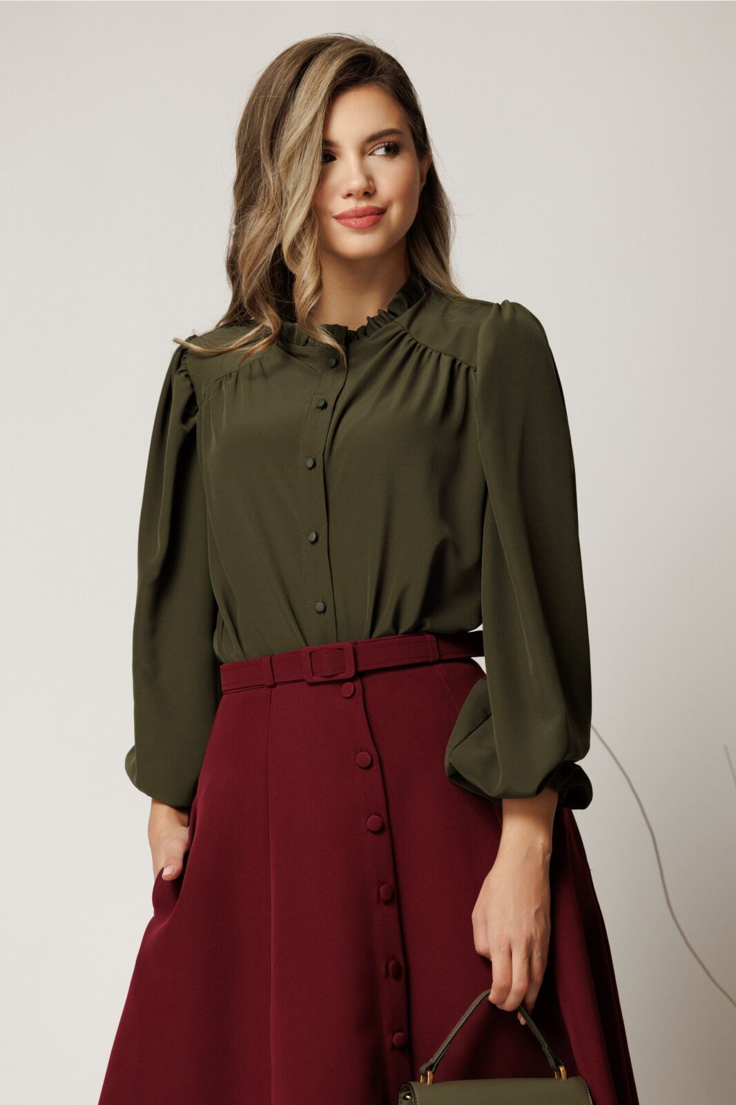 Black Friday Camasa DY Fashion kaki din voal plin cu guler incretit