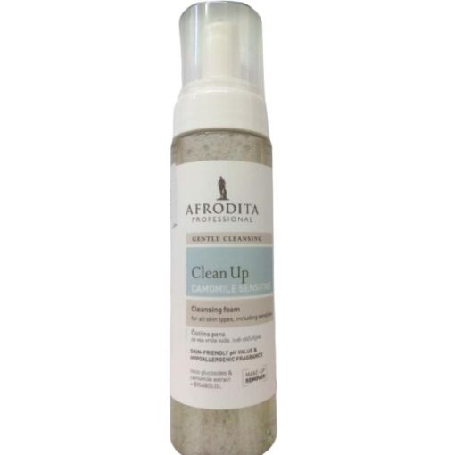 Black Friday 2022 Cosmetica Afrodita - Spuma de curatare CAMOMILE pentru tipurile de ten sensibil 200 ml
