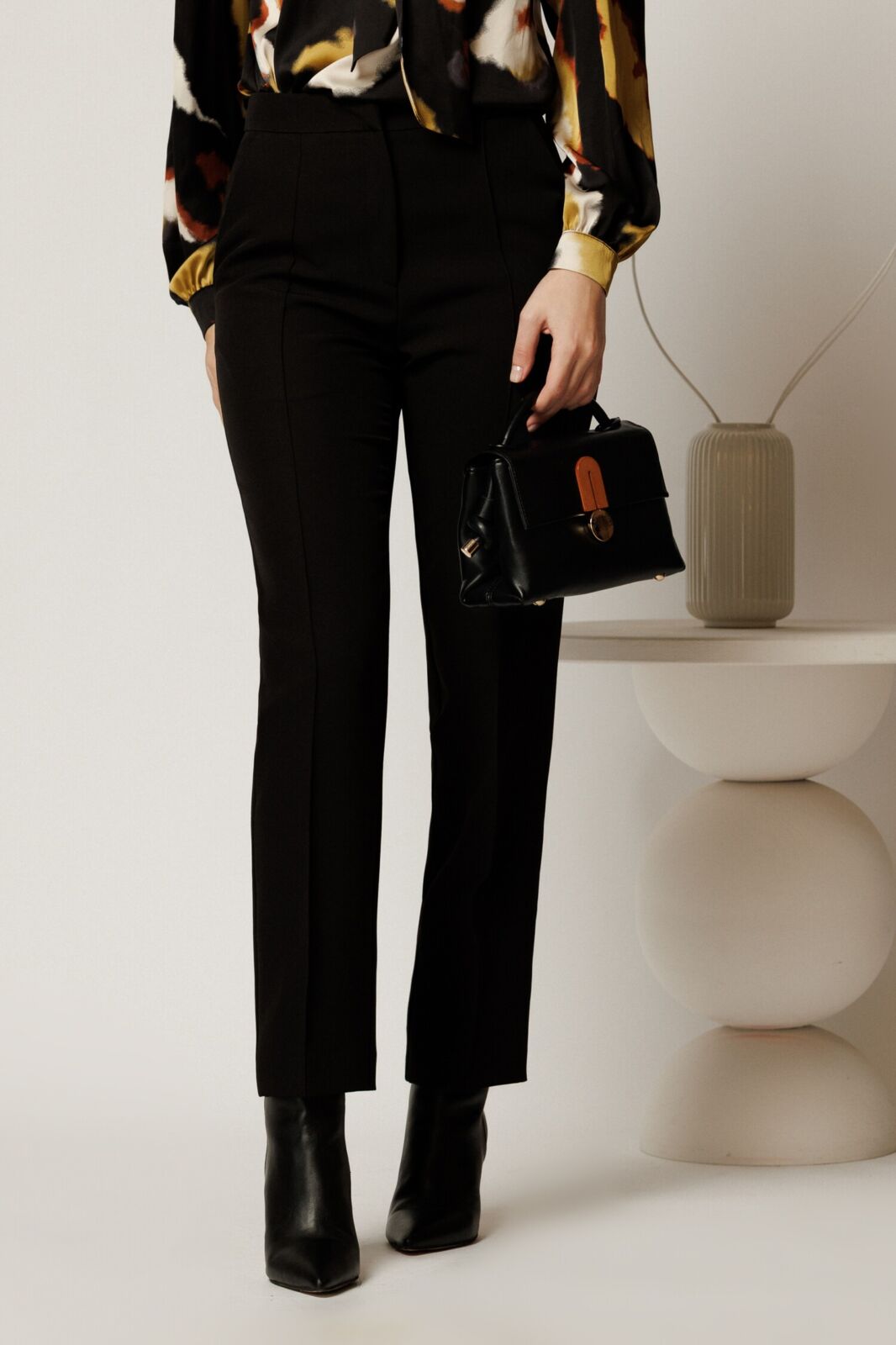 Black Friday Pantalon DY Fashion negru conici din stofa