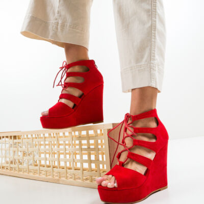 Black Friday Platforme Bennu Rosii