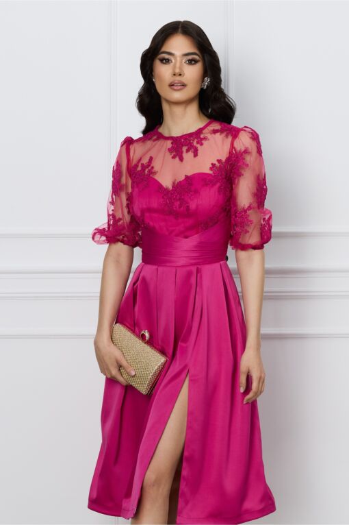 Black Friday Rochie DY Fashion fucsia cu dantela la bust si crepeu pe fusta