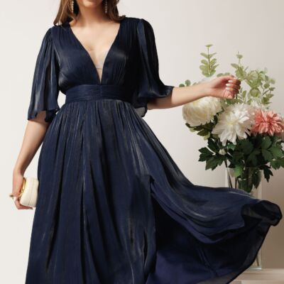 Black Friday Rochie DY Fashion midi bleumarin din voal in clos cu tull la decolteu si crapatura pe picior