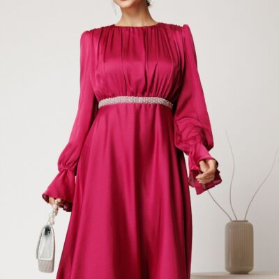 Black Friday Rochie DY Fashion midi fucsia din voal satinat in clos cu perle in talie