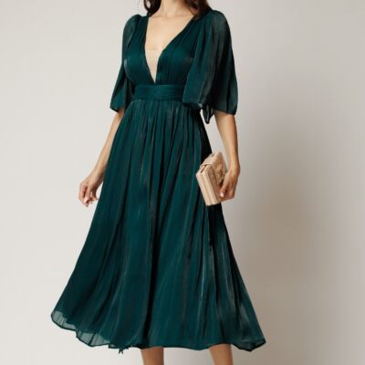 Black Friday Rochie DY Fashion midi verde pin din voal in clos cu tull la decolteu si crapatura pe picior