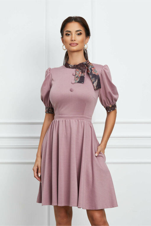 Black Friday 2022 Rochie Dy Fashion lila cu mansete si guler cu imprimeu