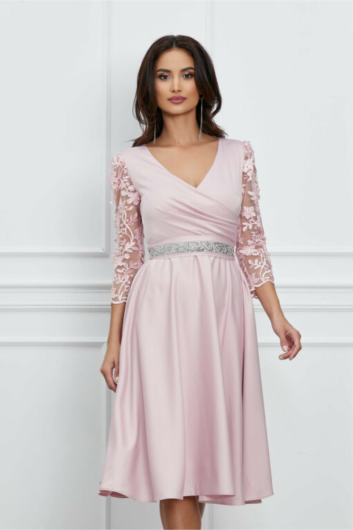 Black Friday 2022 Rochie Ella Collection Adria roz cu maneci din dantela si cordon in talie