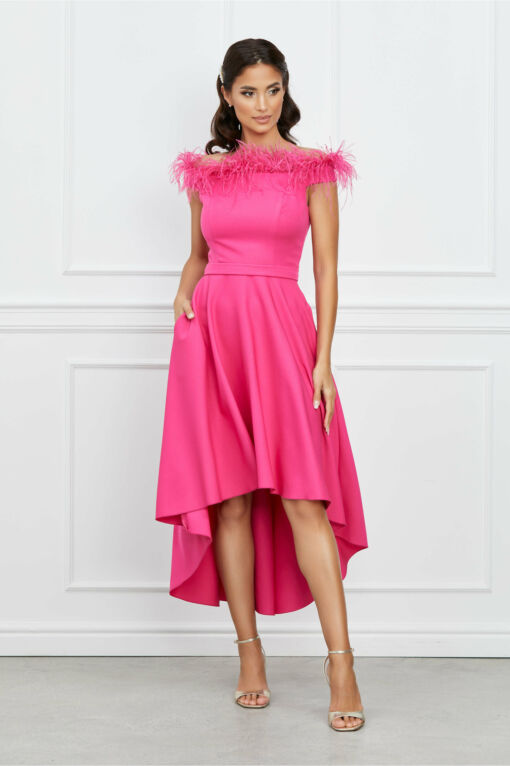 Black Friday 2022 Rochie MBG fucsia cu pene la bust si lungime asimetrica