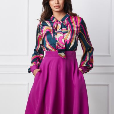 Black Friday 2022 Rochie MBG magenta cu imprimeu verde la bust