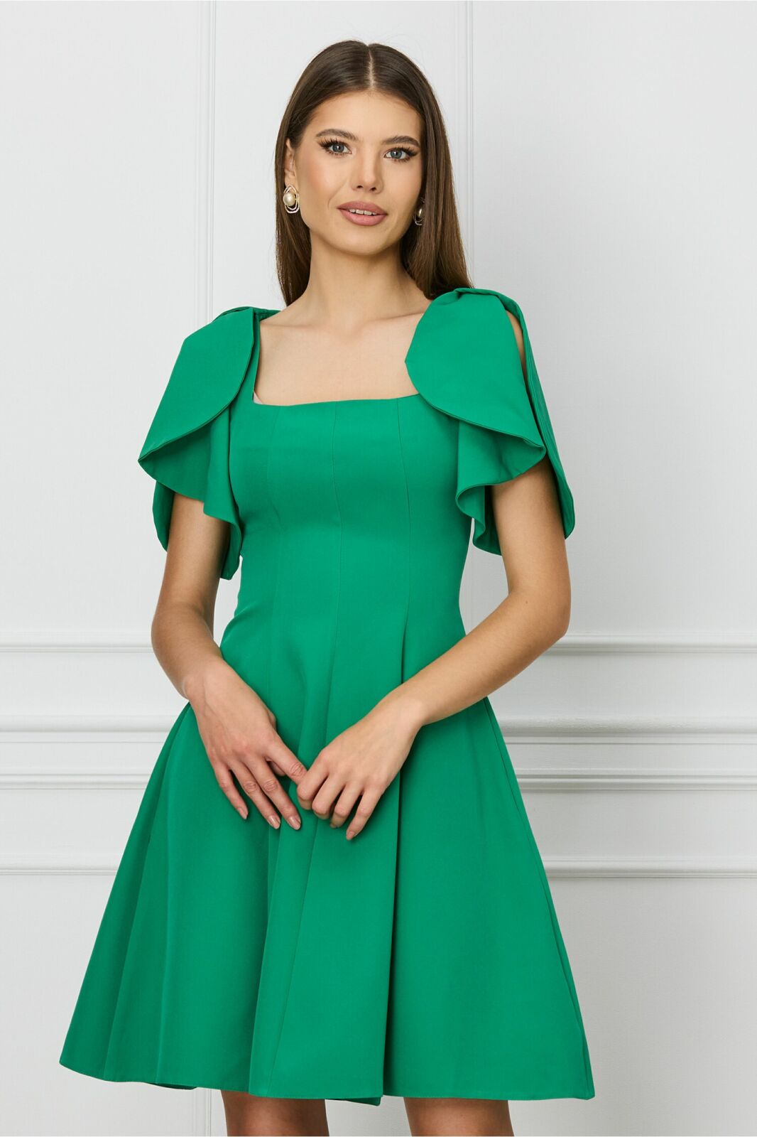 Black Friday 2022 Rochie MBG verde scurta cu volane la maneci