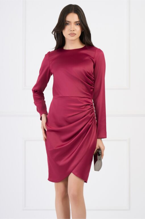 Black Friday Rochie Moze eleganta din satin magenta cu fronseu si accesoriu pe fusta