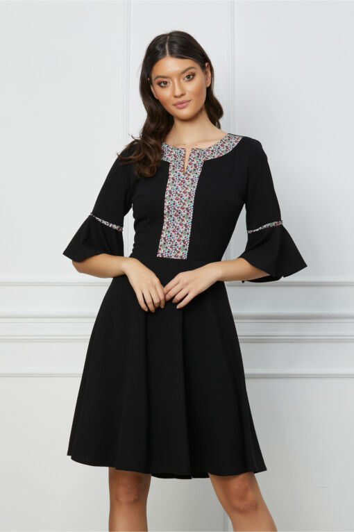 Black Friday Rochie Moze neagra cu imprimeu pe bust si maneci clopot