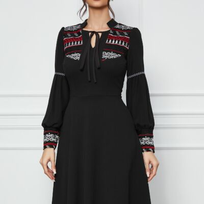 Black Friday 2022 Rochie Moze neagra din crep cu motive florale