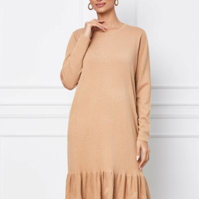 Black Friday 2022 Rochie Roxy maro din tricot cu volanas la baza