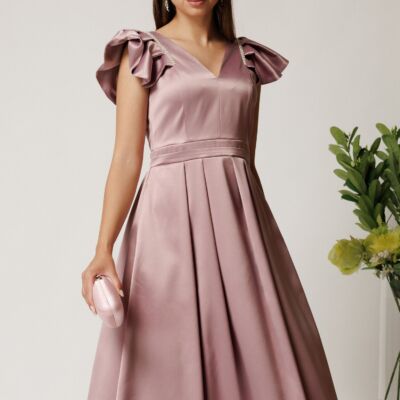 Black Friday Rochie midi roz din tafta in clos cu perlute si volane la maneci