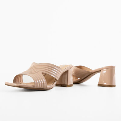 Black Friday Saboti dama Cyrano Nude