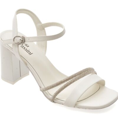 Black Friday Sandale FLAVIA PASSINI albe