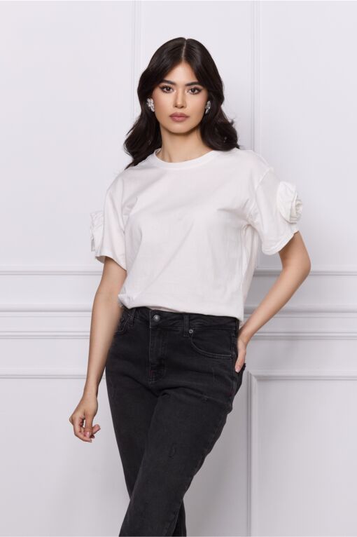 Black Friday Tricou Delia alb cu flori pe maneci
